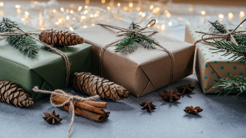 Uitreiking cadeaus Decemberactie